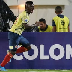 Edwuin Cetré, figura en el empate de Colombia y Brasil