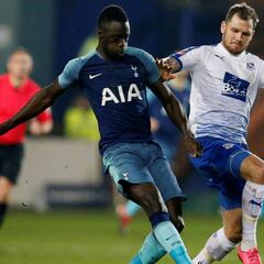 Con Davinson Sánchez en cancha, Tottenham avanza en la FA Cup