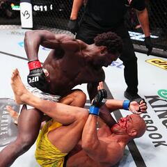Cannonier remontó y aplastó a Rodrigues en el UFC Vegas
