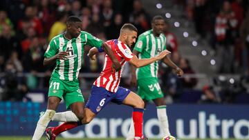 Luiz Henrique, con Koke.