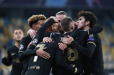 Four reasons for Messi to reflect