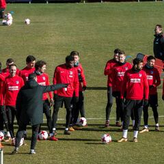 Costa, Vitolo y tres canteranos, en la lista para medirse al Lleida
