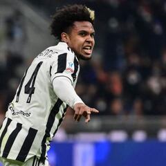 Weston McKennie scores for Juventus in Supercoppa defeat