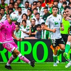 Iñigo Vicente lidera a un Racing con la gasolina justa