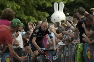 Los equipos que participarán en el Tour de Francia fueron presentados en Utrecht.