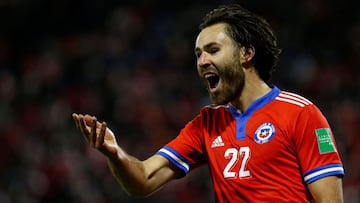 Chile's Ben Brereton celebrates after scoring against Venezuela during the South American qualification football match for the FIFA World Cup Qatar 2022, at the San Carlos de Apoquindo stadium in Santiago, on October 14, 2021. (Photo by Marcelo Hernandez / POOL / AFP)