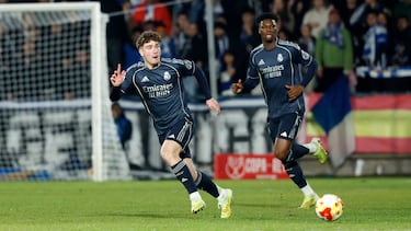 La Fábrica blanca, a destajo