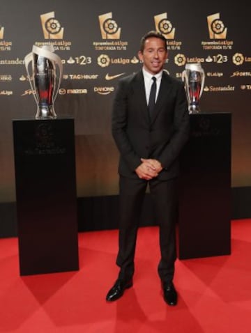 Pacing the red carpet at LaLiga 2016 Awards Gala: best images