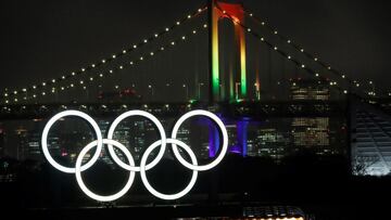 Imagen de los Aros Ol&iacute;mpicos sobre el Puente Arco&iacute;ris de Tokio a 100 d&iacute;as del inicio de los Juegos Ol&iacute;mpicos de Tokio.