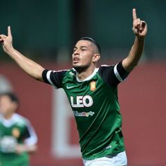 Futbolistas de Costa Rica que jugaron en ligas exóticas