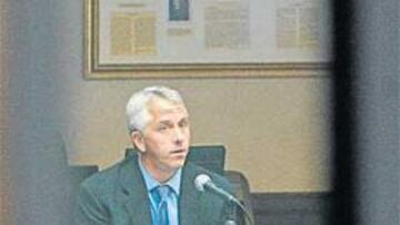 <b>DECLARANDO. </b>Un momento de la declaración de Greg LeMond en el juicio a Floyd Landis.