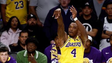 Lonnie Walker entró y demostró su talento para los Lakers