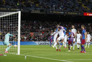 1-1. Ronald Araujo marca el primer gol en le minuto 89.