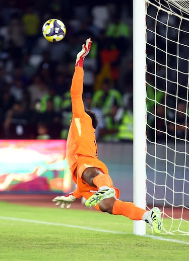 Musso pone la guinda en Libia