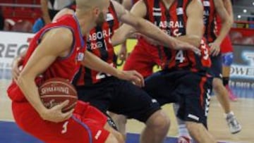 El Laboral Kutxa consigue su primera victoria ante el 'Estu'