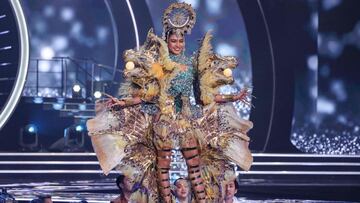 Este domingo 12 de diciembre se llevar&aacute; a cabo la 70&ordf; edici&oacute;n de Miss Universo. Te compartimos los 10 mejores trajes t&iacute;picos en la historia del certamen.