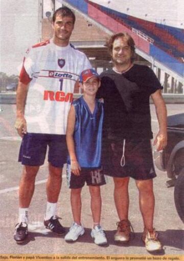 El carismático líder de Los Fabulosos Cadillacs es ferviente seguidor de San Lorenzo de Almadro. Constantemente se le ve en el estadio alentando al cuadro de Boedo.