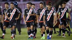 Jugadores de River Plate tras su partido ante Uni&oacute;n Santa Fe.