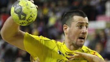 El pivote Ángel Romero ficha por el BM Atlético de Madrid por las tres próximas temporadas.