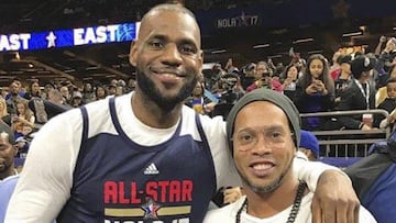 Ronaldinho se divierte en el NBA All Star con LeBron James