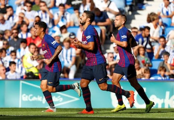 Los jugadores del Barcelona celebrando el gol del empate 