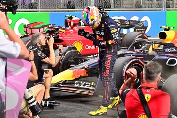 El piloto mexicano de Red Bull, Sergio Pérez, consigue su primera pole 