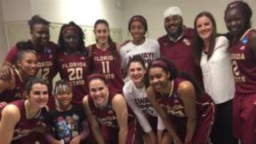 Leticia Romero (fila de abajo, primera a la izquierda) y María Conde (fila superior, tercera por la izquierda con el número 11).