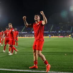 Isaac Romero mejora el inicio goleador de Kanouté, Luis Fabiano y Negredo