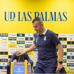 Martínez ignora los extremos