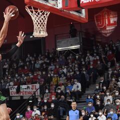 El Joventut aprende a ganar lejos de Badalona en la Eurocup