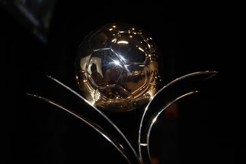 El trofeo de la Liga MX Femenil visitó la redacción de AS México