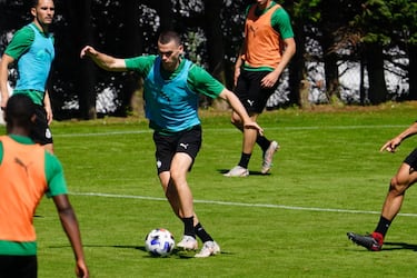 El Racing sigue buscando delantero centro