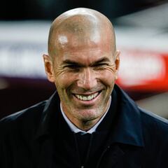 Zidane, dueño del Camp Nou