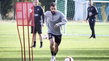 Verde entrenando con el Valladolid