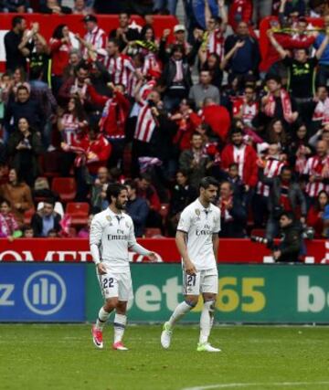 Isco and Morata after Sporting restored their lead. 2-1.