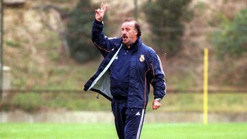 NC: 30209 FECHA: 03/12/99 DEL BOSQUE EN UN ENTRENAMIENTO DEL REAL MADRID FOTO: VICTOR HERNANDEZ