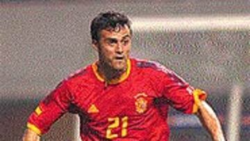 Abandona la selección, junto a Hierro y Nadal.