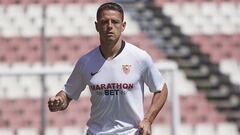 Sevilla y Galaxy están por cerrar traspaso de Chicharito Hernández