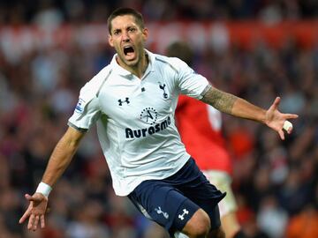 Clint Dempsey ganó el Jugador Fulham del año dos veces y tiene el récord del club por los goles marcados en la Premier League. Está empatado con Landon Donovan en la tabla de anotaciones de la selección nacional de Estados Unidos con 57. Jugó con Fulham y Tottenham.