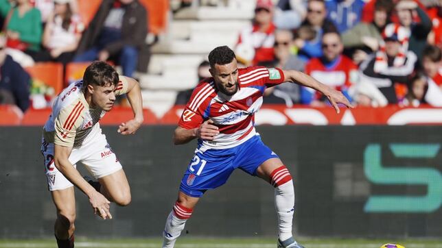 “Seguimos mirando la clasificación desde abajo, pero también miramos arriba”