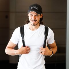 Cavani ya está en Valencia: “El club ha apostado por mi”