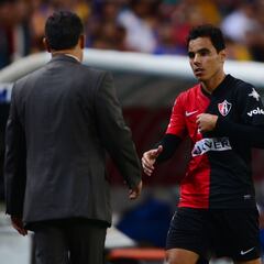 Omar Bravo considera que fichar con Atlas fue la decisión más difícil de su carrera