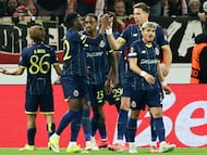 Los jugadores del Oporto celebran un gol.