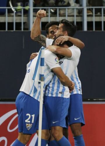 2-0. Jony celebró el segundo gol.