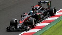 Alonso se quej&oacute; por radio de la falta de potencia de su motor Honda.