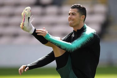 Cristiano Ronaldo will still be going strong by 2022 World Cup - Fernando Santos
