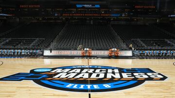 The NCAA March Madness Men's Championship Match will face the winners of the Final Four on April 3, at 9:30 pm ET at NRG Stadium Houston.