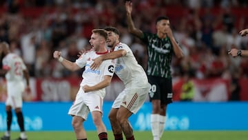 Partido de liga Sevilla Fc Elche Cf gol