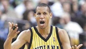 <b>EN SU SALSA. </b>Reggie Miller volvió a brillar en un partido de playoffs.