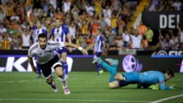 El Deportivo rasca un punto en Mestalla